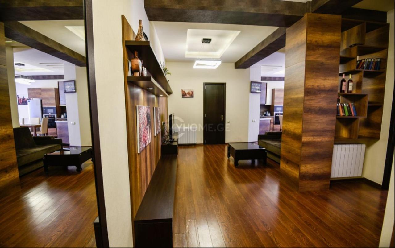 Freedom Square Apartment 第比利斯 外观 照片