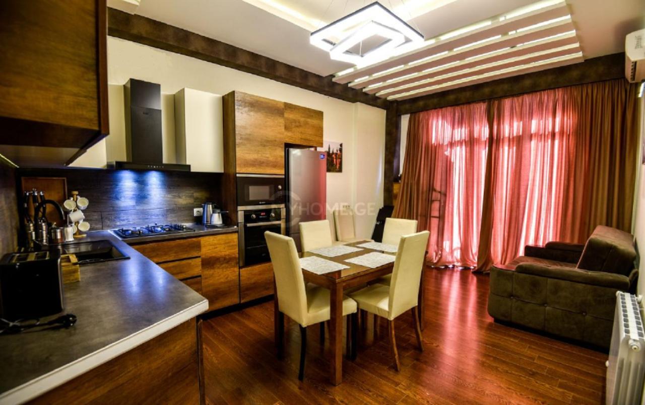 Freedom Square Apartment 第比利斯 外观 照片